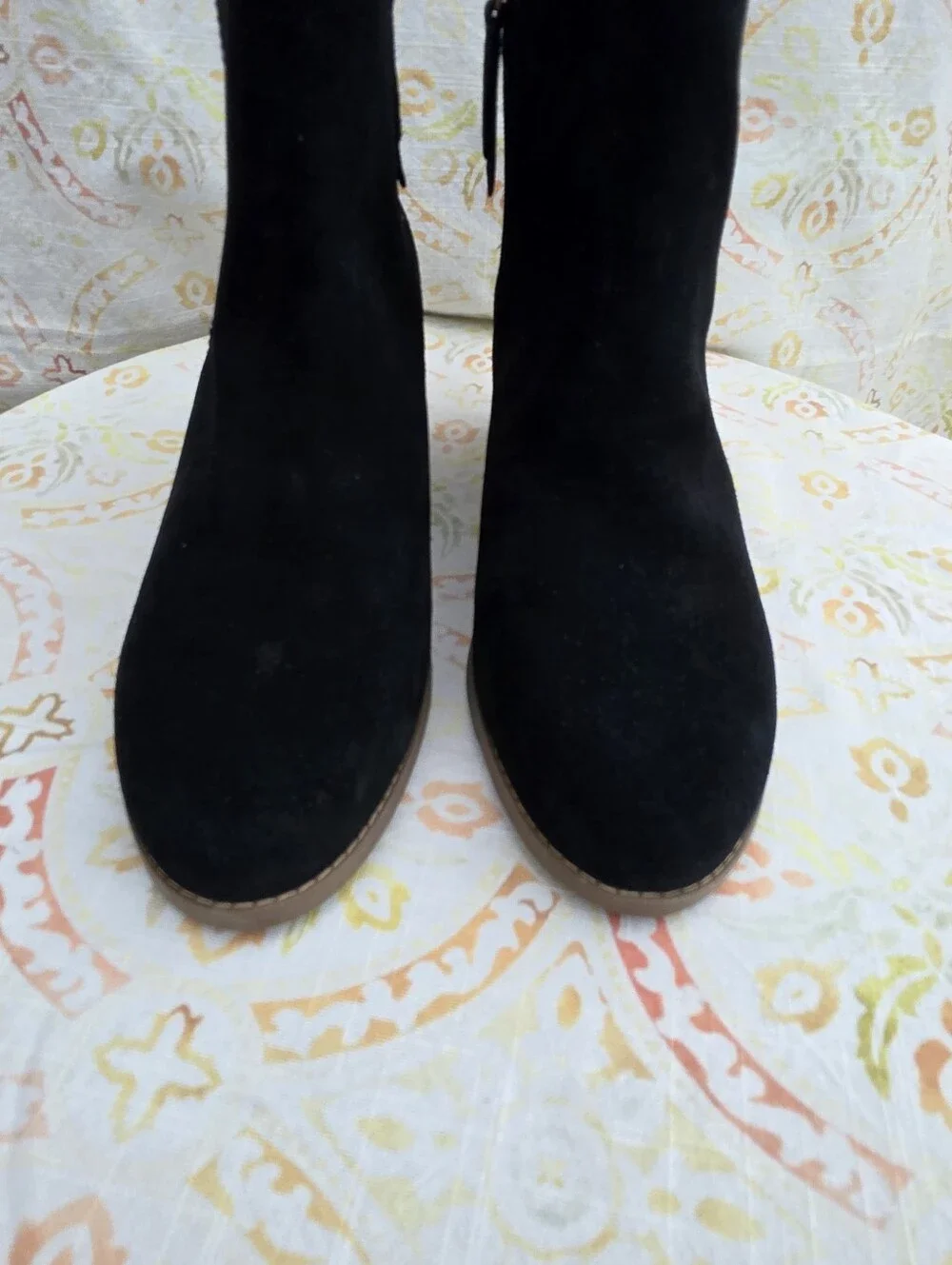 TOMS Women’s 10 Black Suede Leather Wedge Ankle Boots Side Zip Booties